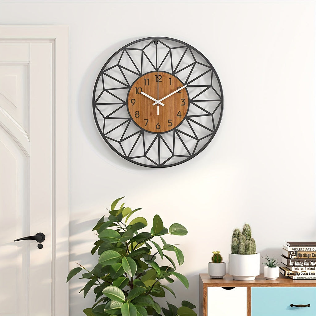 Metall-Wanduhr mit Holzkern