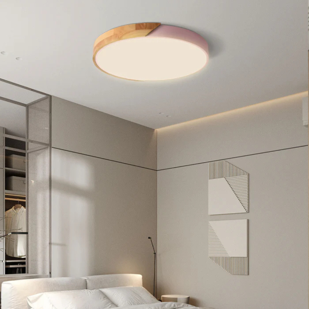 LED-Deckenleuchte aus Holz