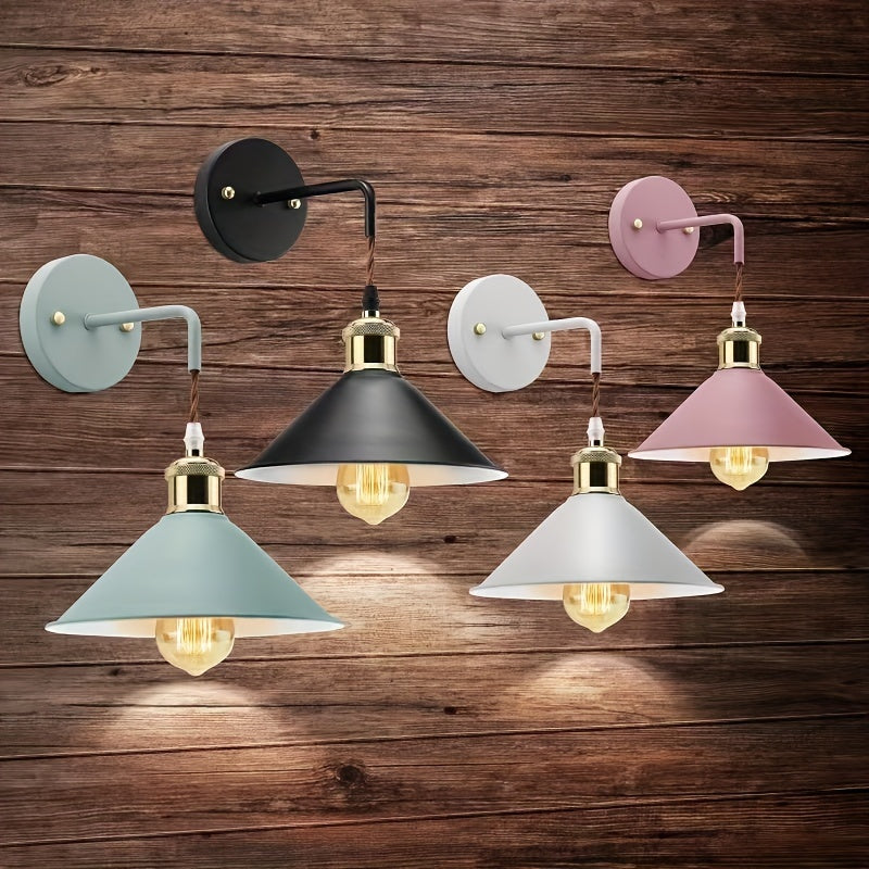 Geölte Metall-Wandlampe