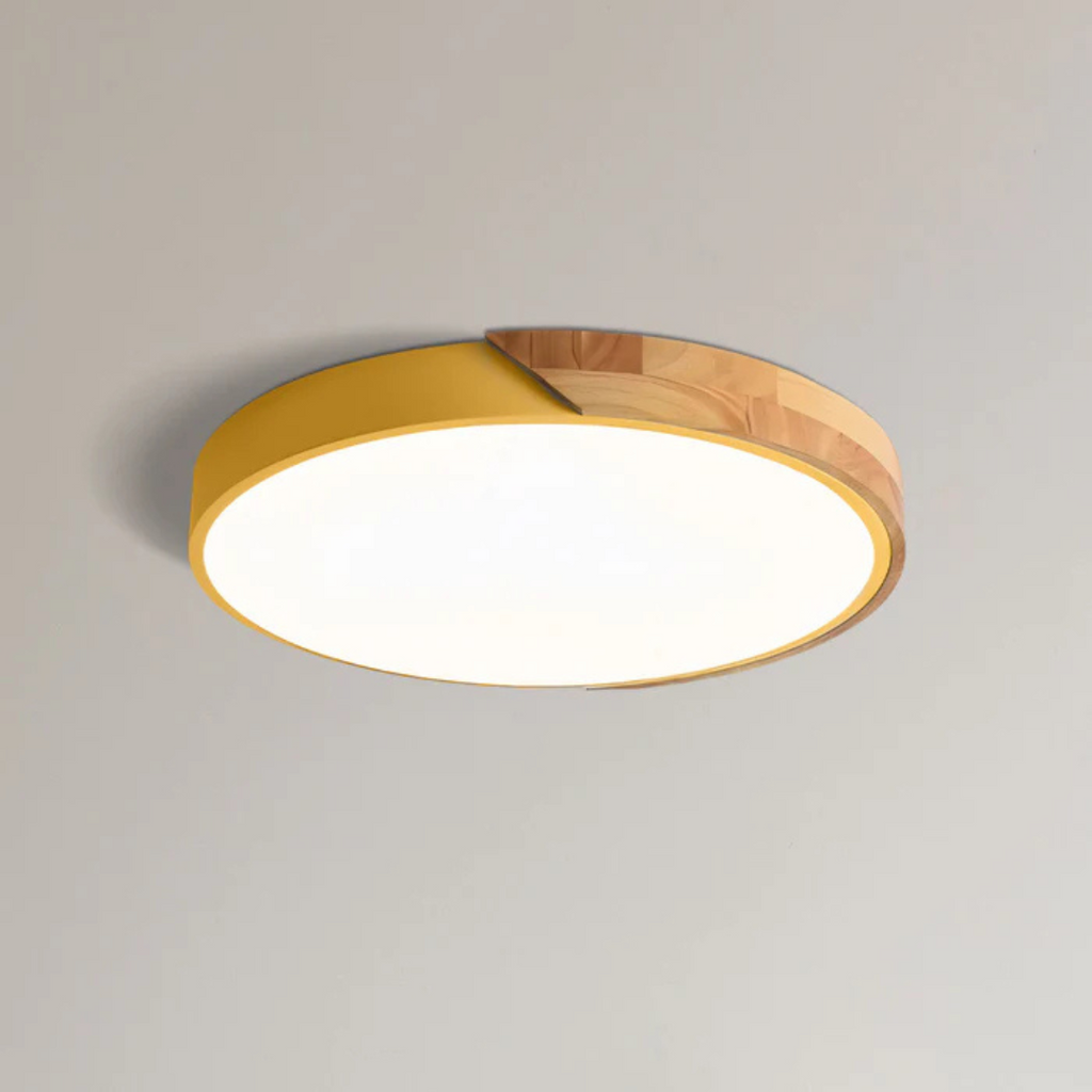 LED-Deckenleuchte aus Holz