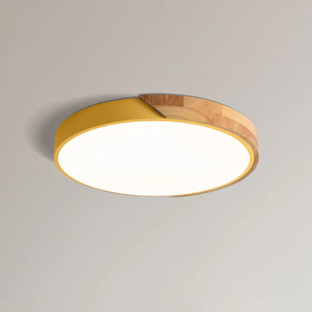 LED-Deckenleuchte aus Holz