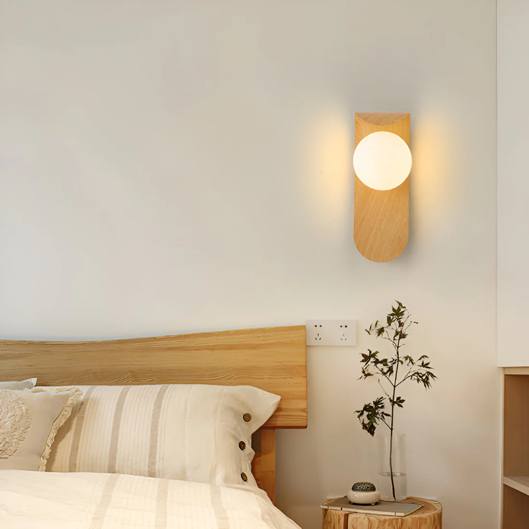 Icar Holz-Wandlampe