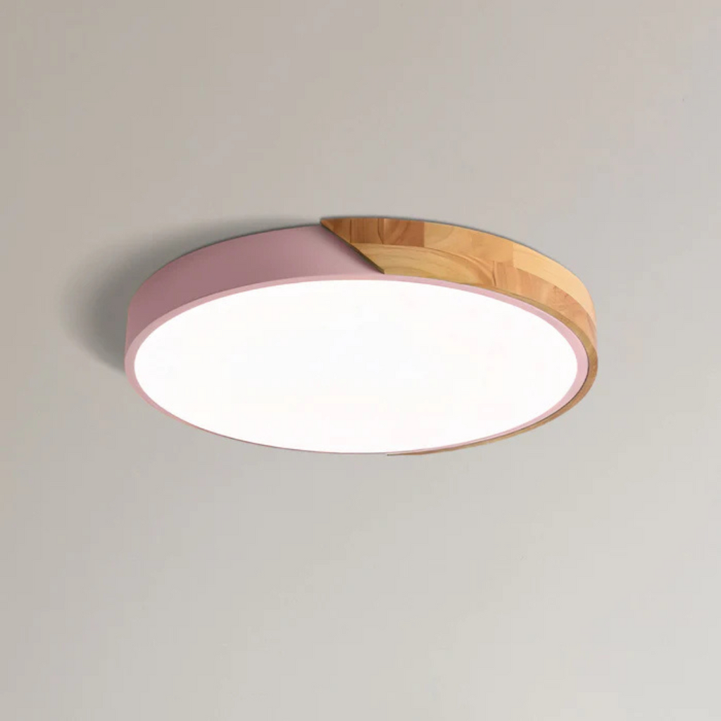 LED-Deckenleuchte aus Holz