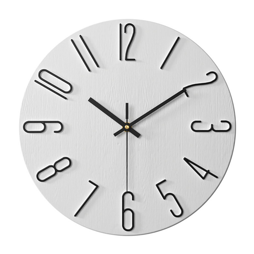 Edle Wanduhr in Gold