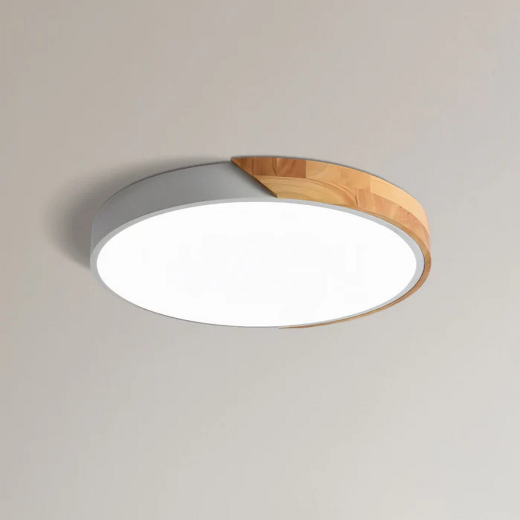 LED-Deckenleuchte aus Holz