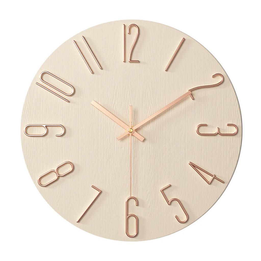 Edle Wanduhr in Gold