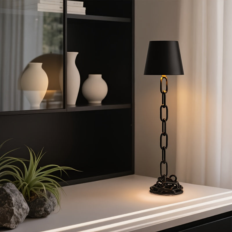 Kettenglied-Tischlampe