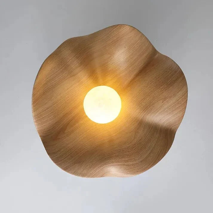 Lotus-Deckenleuchte aus Holz