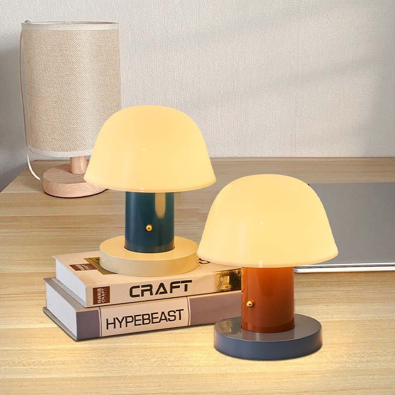 Pilz-Tischlampe mit Akku