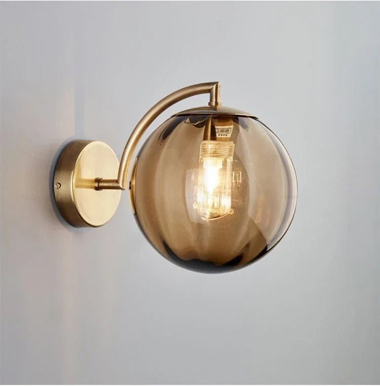Messing Glas-Kugel Wandlampe