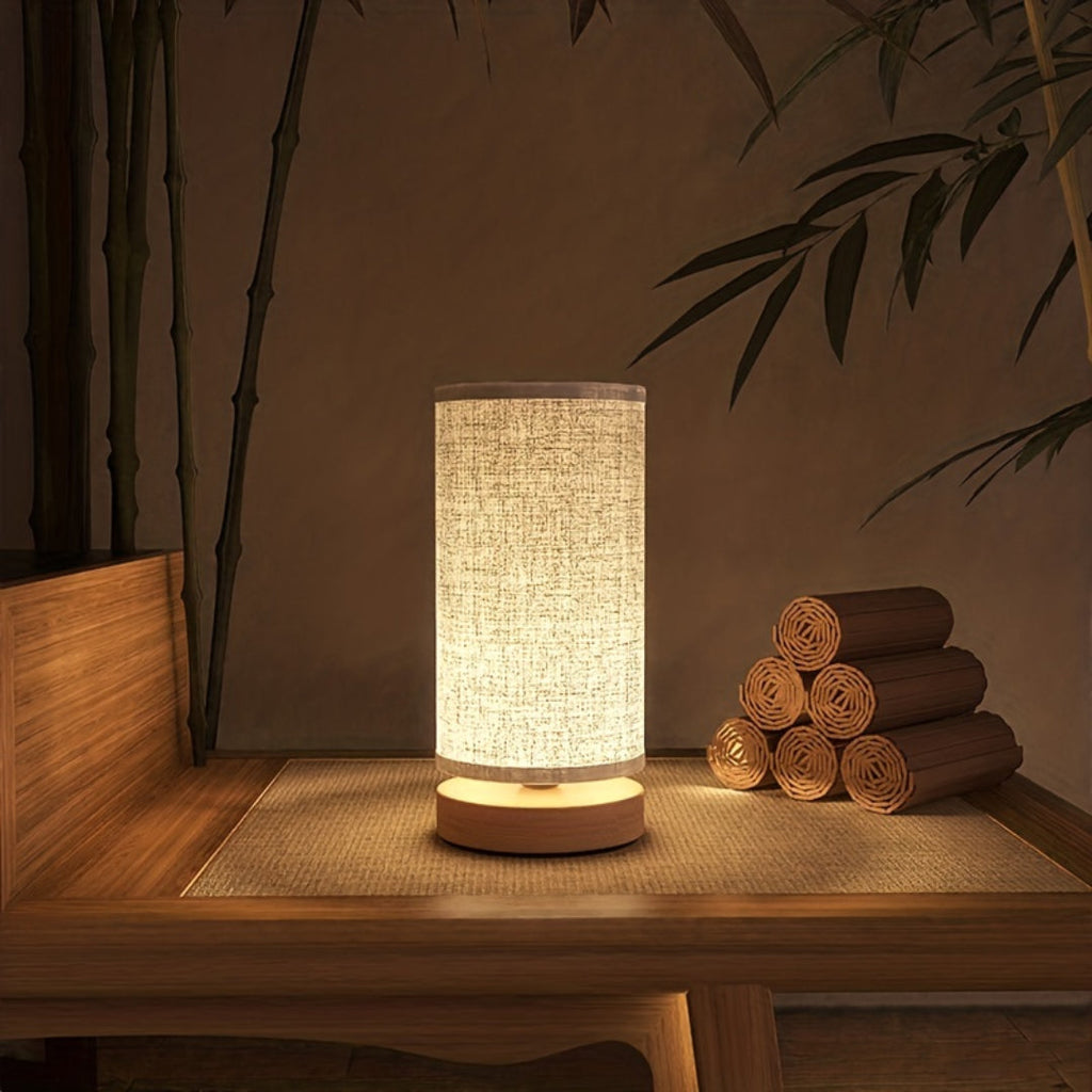 Holz-Tischlampe mit USB