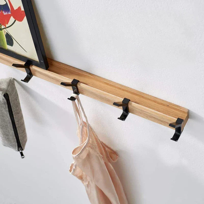 Nordische Wandgarderobe