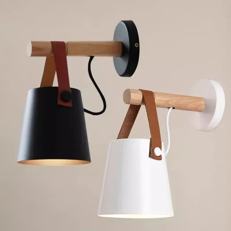 Holz-Leder Wandlampe
