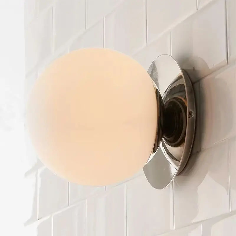 Nordic Globe Glas-Wandlampe