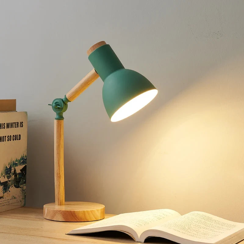 Nordische Holz-Schreibtischlampe