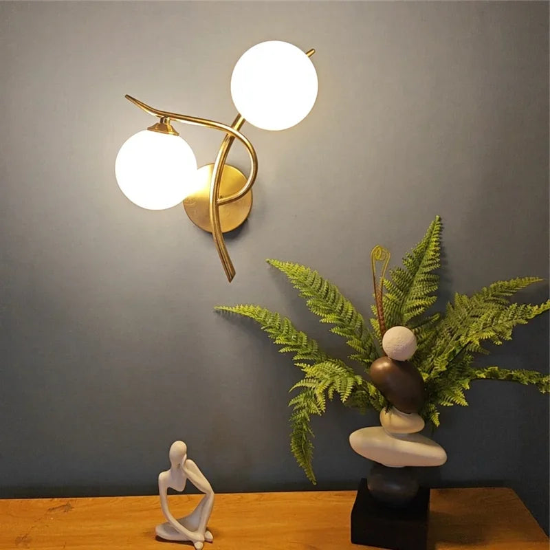 Lunara Dual-Globus Wandleuchte