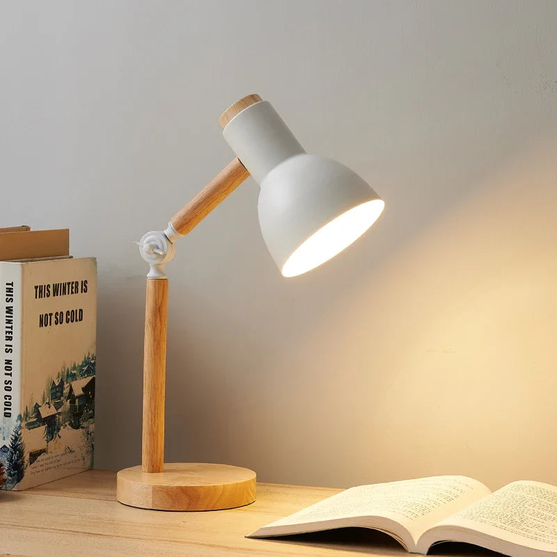 Nordische Holz-Schreibtischlampe