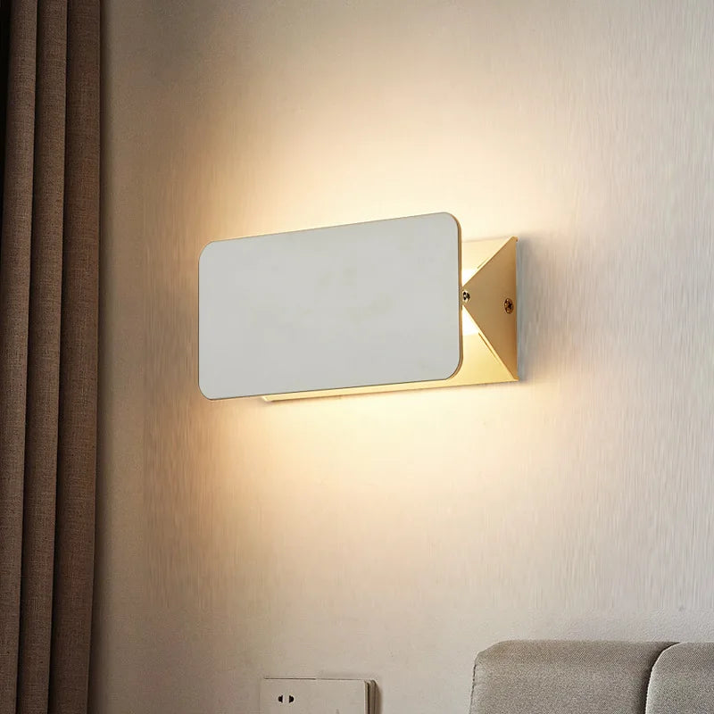 Schwenkbare Aluminium-Wandlampe