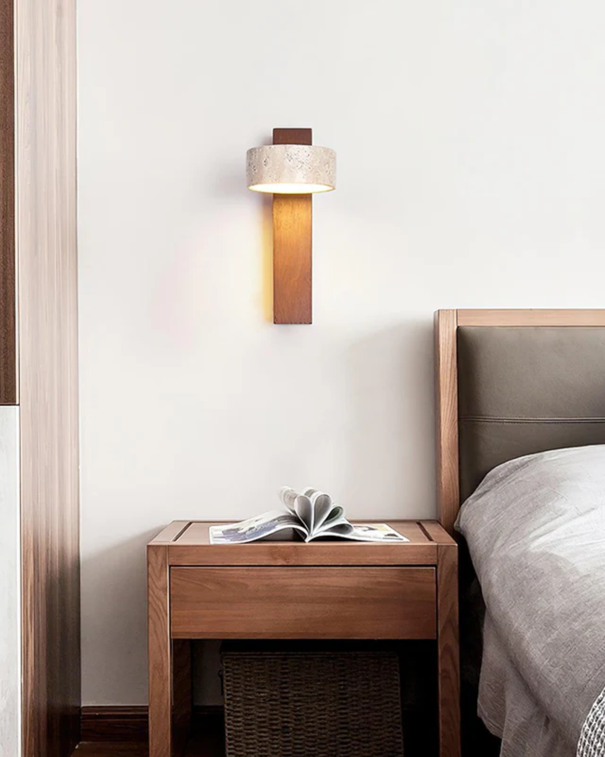 Travertin-Wandlampe