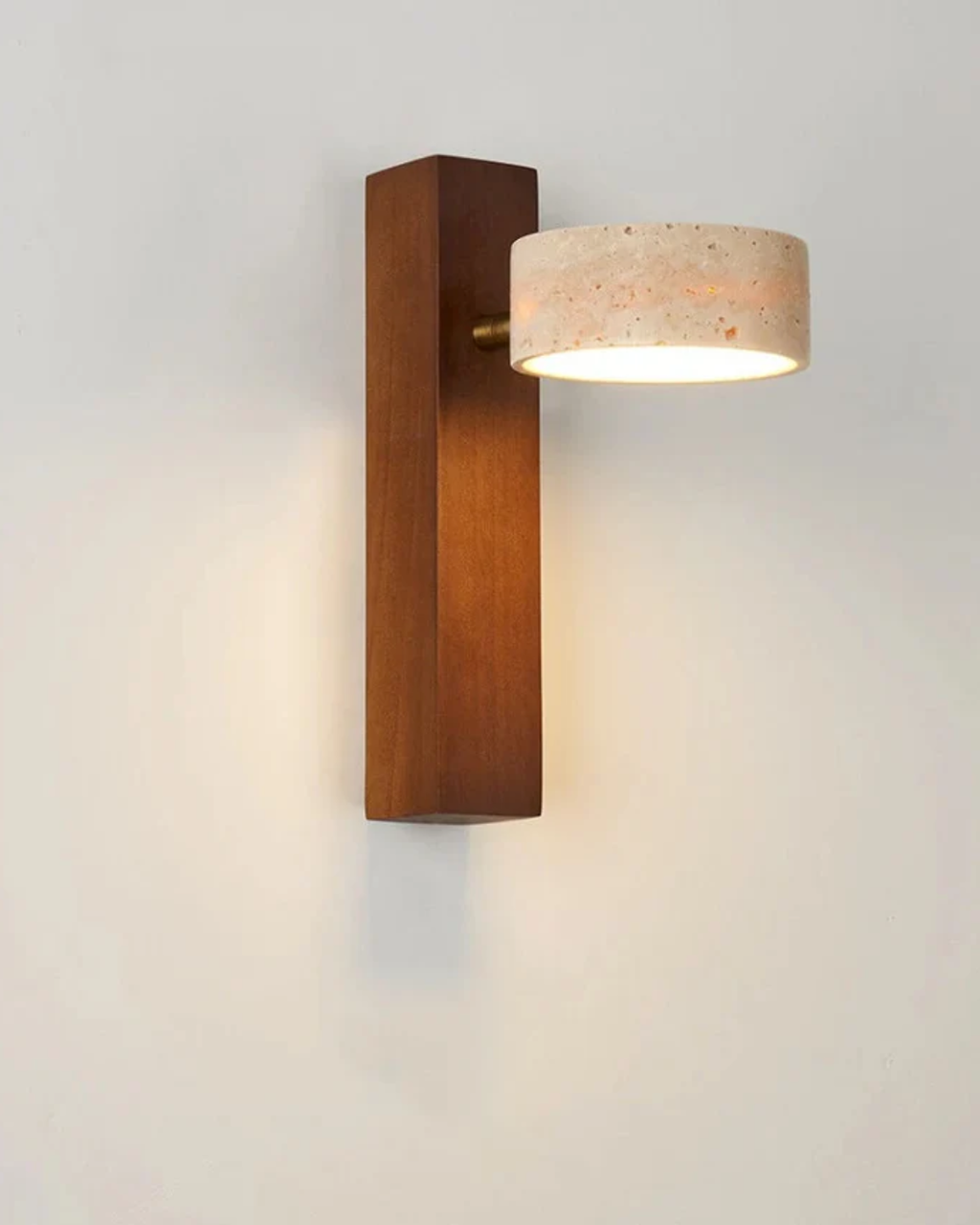 Travertin-Wandlampe