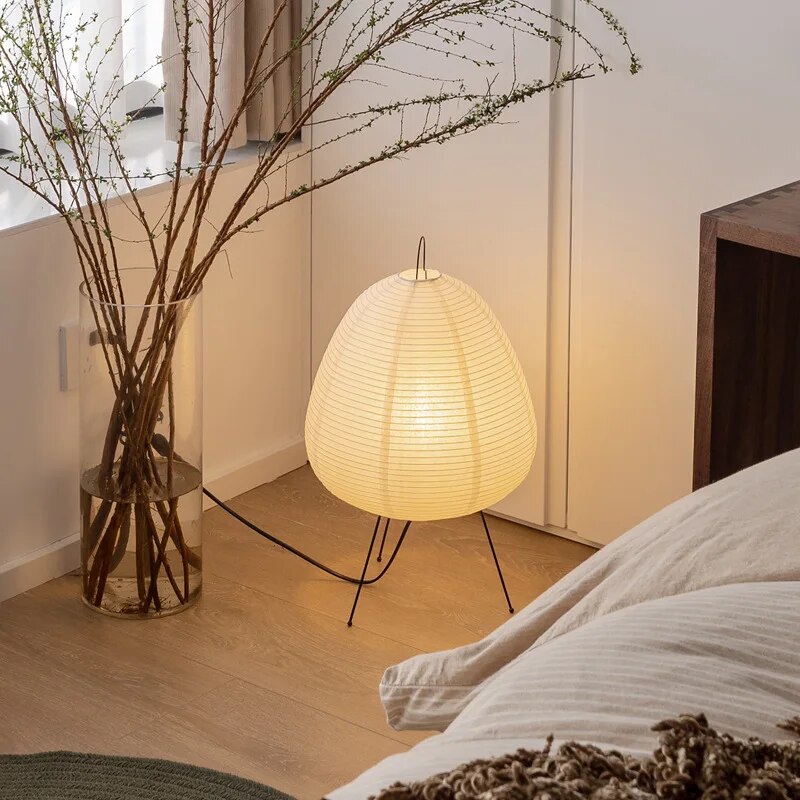 Reispapier-Tischlampe